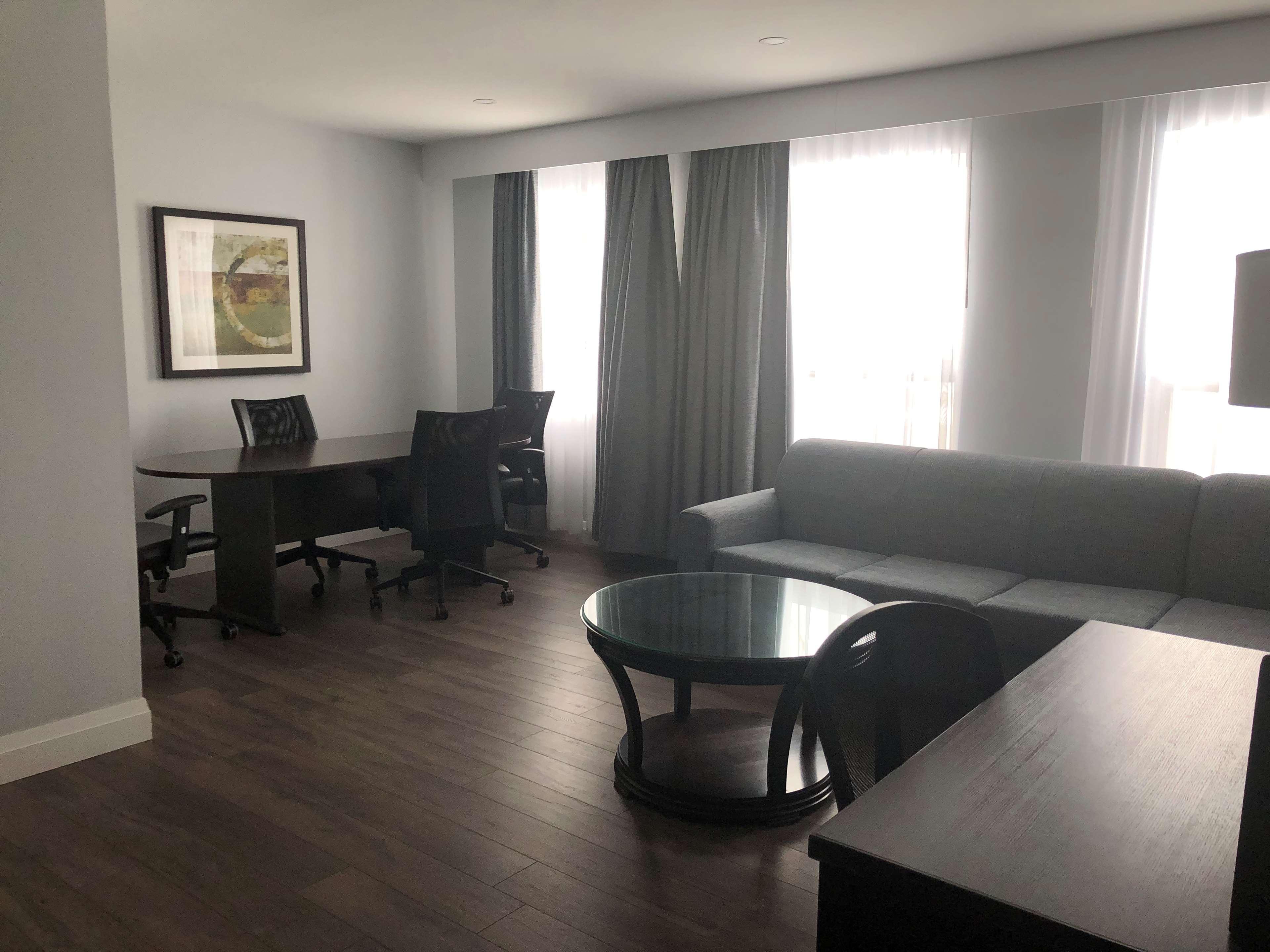 Best Western Plus Barrie Εξωτερικό φωτογραφία